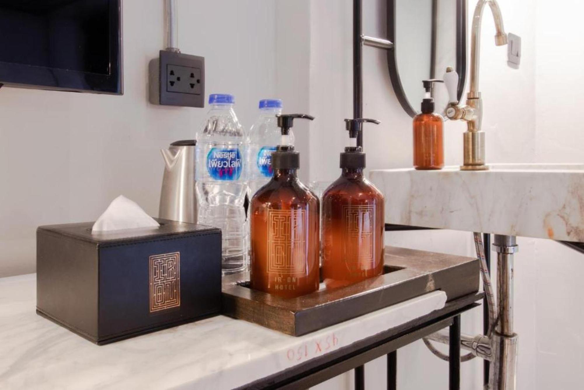 Ir-On Hotel Bangkok Phòng bức ảnh